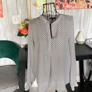 Dalia printed long sleeve button blouse Sz small